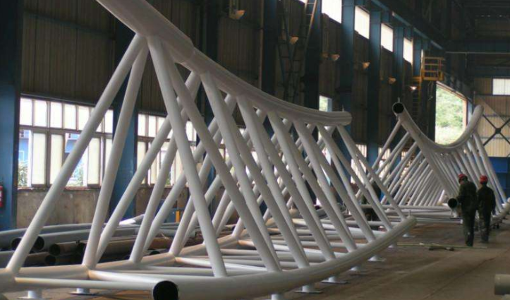 石狮管廊钢结构与桁架结构的管道支架应该如何区分
